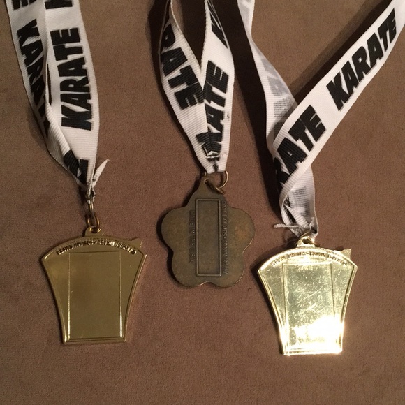 Yellow Belt Martial Arts Karate JiuJitsu Three Karate Medals Bronze to - Picture 3 of 5